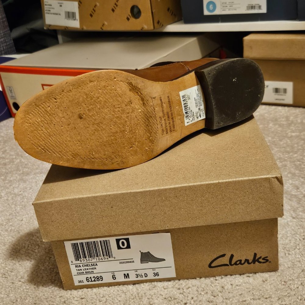 Clarks Ria Chelsea boot - Picture 4 of 11